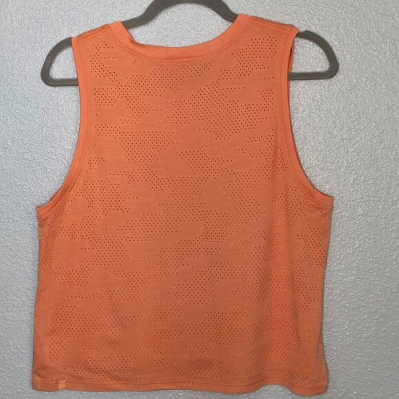 Lululemon Train to Be Tank - 8 Dot Camo Golden Apricot - Picture 5 of 6